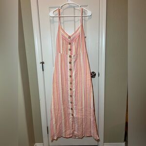 Dreamcycle like maxi dress. Angie. Size large. 100% Rayon